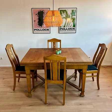 Feelslikehome - Wunderschoene Und Zentrale Mit Balkon&parkplatz Apartment