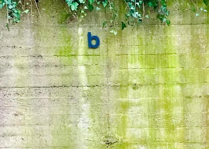 Feelslikehome - Wunderschoene Und Zentrale Mit Balkon&parkplatz 公寓 *