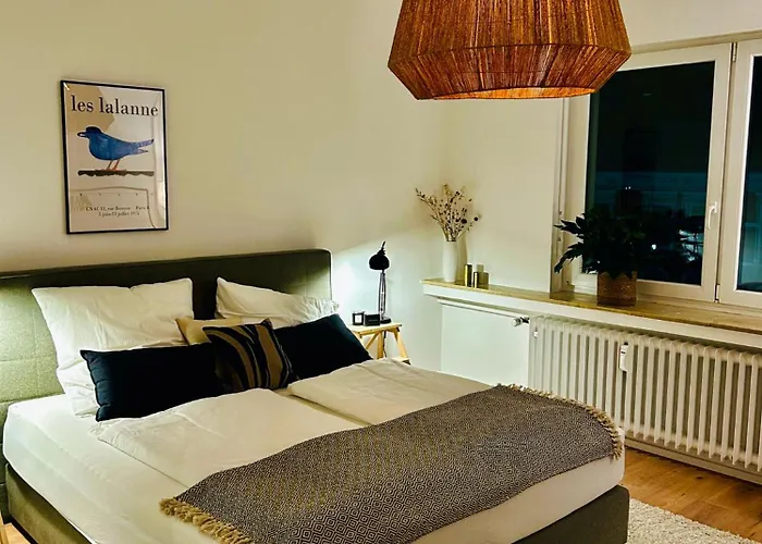 Feelslikehome - Wunderschoene Und Zentrale Mit Balkon&parkplatz